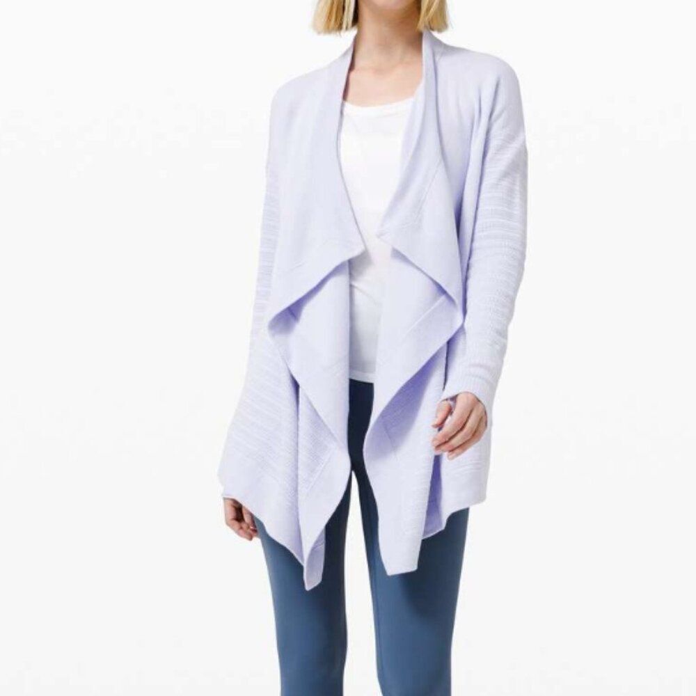Women Lululemon Find Your Calm Wrap Serene Blue Relaxed Fit Size 8 Casual Comfy